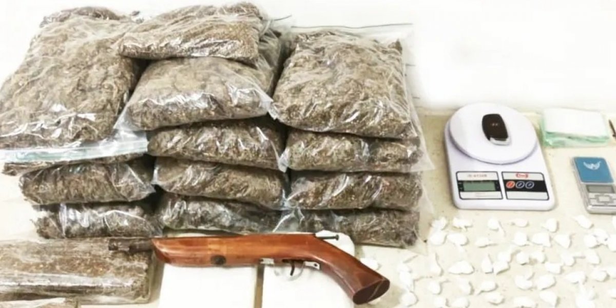 Vitória da Conquista: trio é preso suspeito de tráfico de drogas