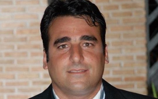 Corpo de motorista por app morto durante assalto é enterrado em Salvador