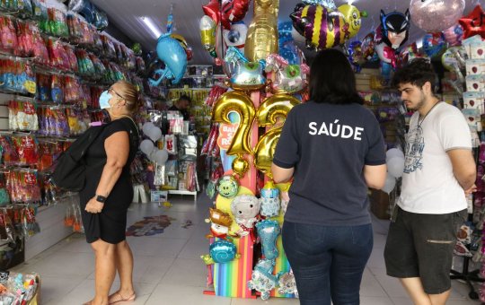 Para evitar golpes, consumidor deve ficar atento nas compras