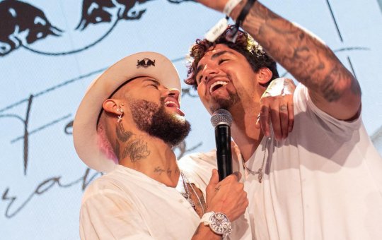 Neymar curte festa com Gabriel Medina e amigas em Santa Catarina