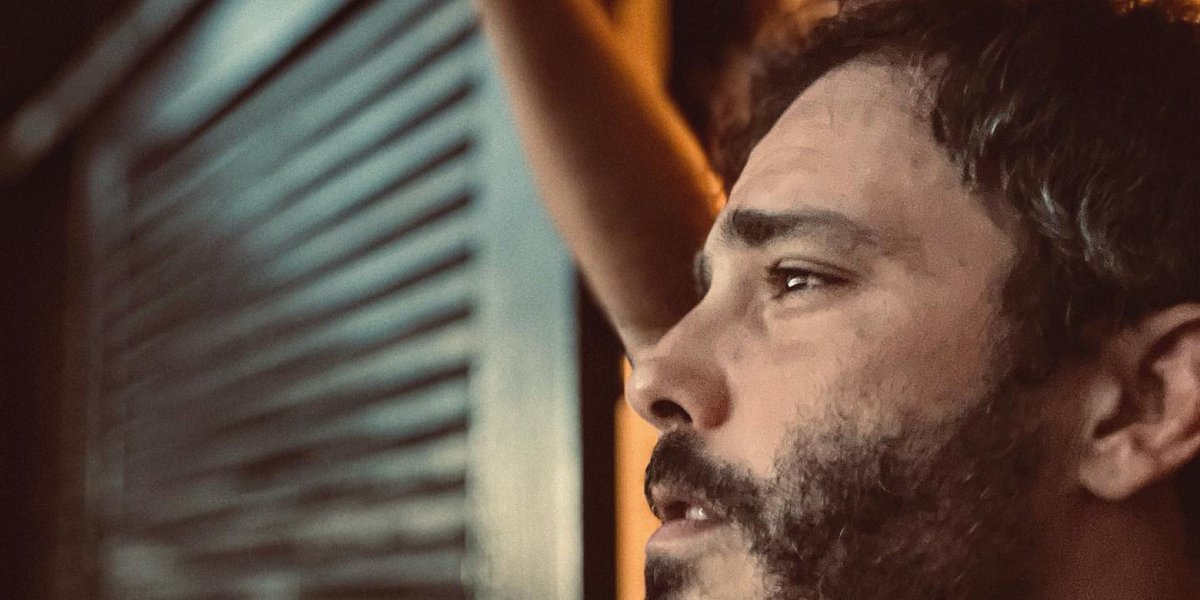 Mentira? Imagens mostram queda de Thiago Rodrigues em nova versão sobre assalto