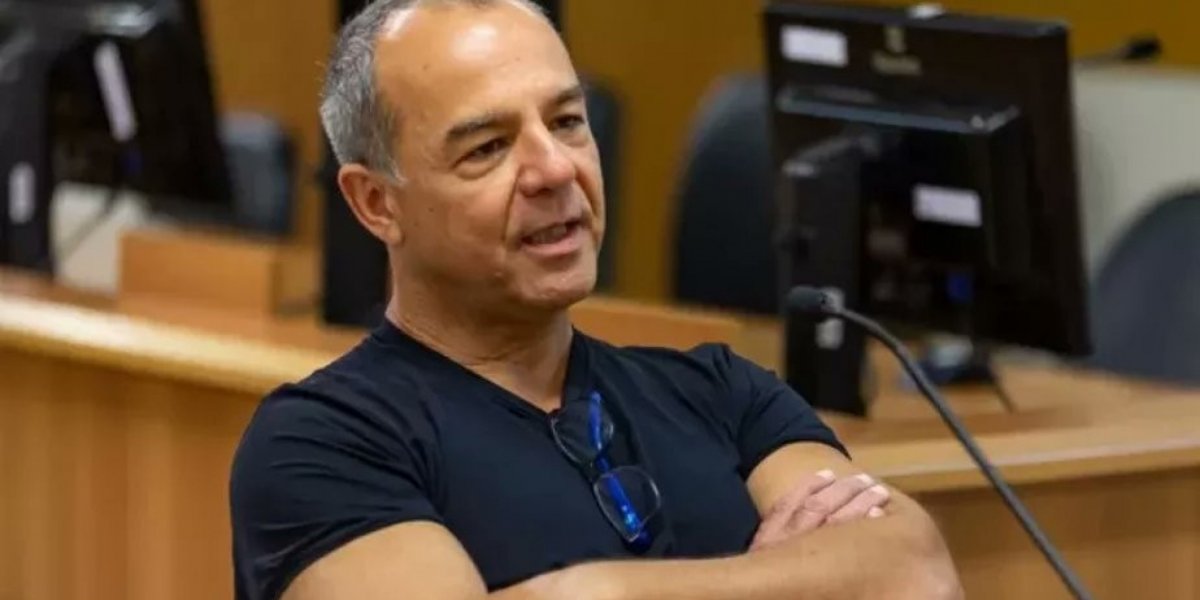 Sergio Cabral recebe alvará de soltura assinado pela Justiça