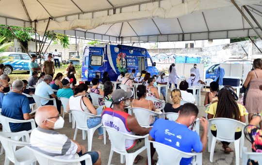 Casos de Covid-19 aumentam na Bahia perto das festas de fim de ano