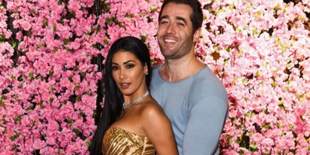 Simaria acusa ex-marido de roubar R$ 5 milhões e presta queixa na polícia