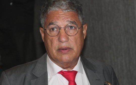 Líder do governo Rui Costa rebate críticas de ACM Neto ao reajuste do ICMS