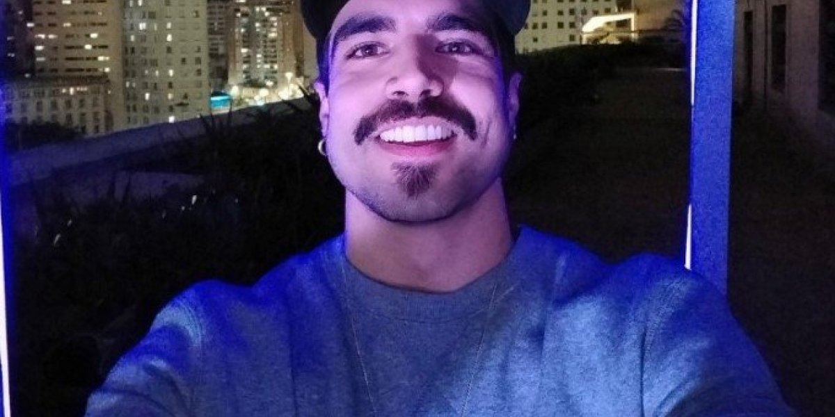 Caio Castro aparece com novo visual para 2023 e arranca suspiros na web; confira
