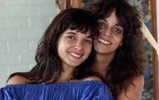 Gloria Perez posta homenagem para filha após 30 anos da morte