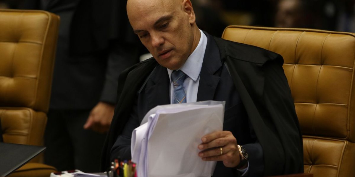 Moraes restringe porte de arma de fogo no DF durante posse de Lula