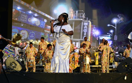 Ilê Aiyê abre Festival da Virada com canções de valorização à negritude