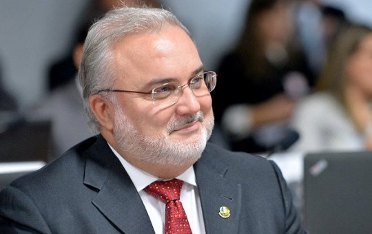 Lula indica senador Jean Paul Prates para o cargo de presidente da Petrobras