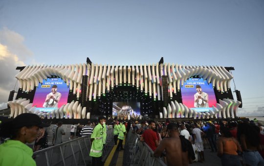 Festival Virada Salvador reúne Xanddy, Psirico e É o Tchan no 3º dia