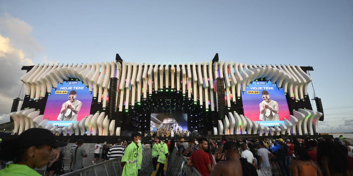 Festival Virada Salvador reúne Xanddy, Psirico e É o Tchan no 3º dia