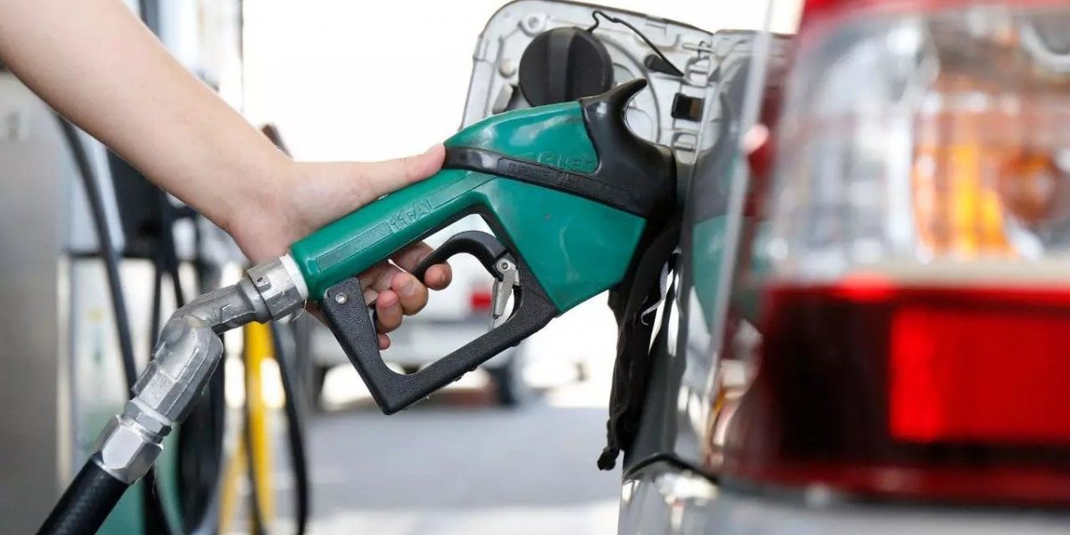 Governo Lula prepara MP para manter desoneração de combustíveis