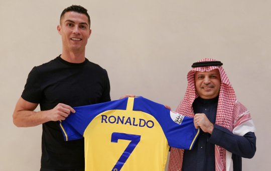 Cristiano Ronaldo é anunciado pelo Al Nassr e será o jogador mais caro do mundo