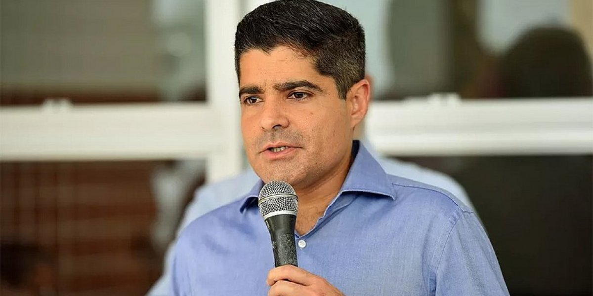 Ex-prefeito de Salvador, ACM Neto passa virada de ano com a família em Jerusalém