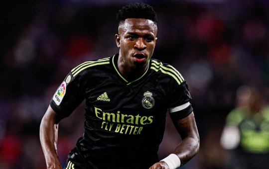 Vini Jr é vítima de racismo em jogo no Campeonato Espanhol e protesta nas redes