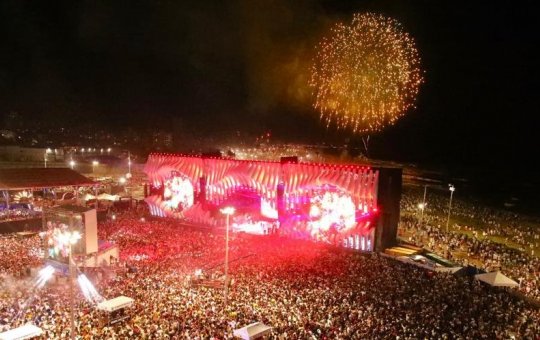 Daniela Mercury, Saulo e Timbalada fecham última noite do Festival Virada