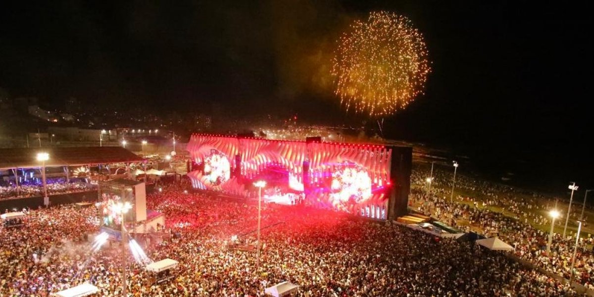 Daniela Mercury, Saulo e Timbalada fecham última noite do Festival Virada