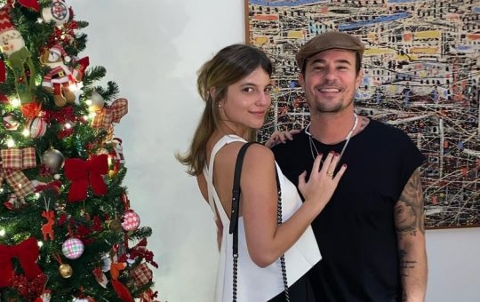 Paulinho Vilhena revela que noiva está à espera do primeiro filho do casal