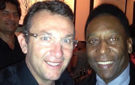"Só viriam se tivesse cachê": Neto detona ex-jogadores em velório de Pelé