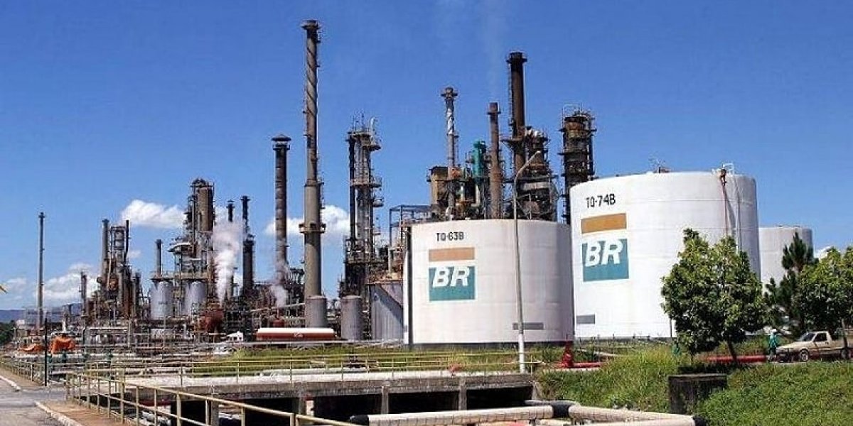 Refinaria de Mataripe paralisa atividades após intercorrência no sistema de ar