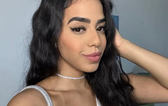 Mirella Santos se manifesta e rebate acusações após perder conta no Instagram