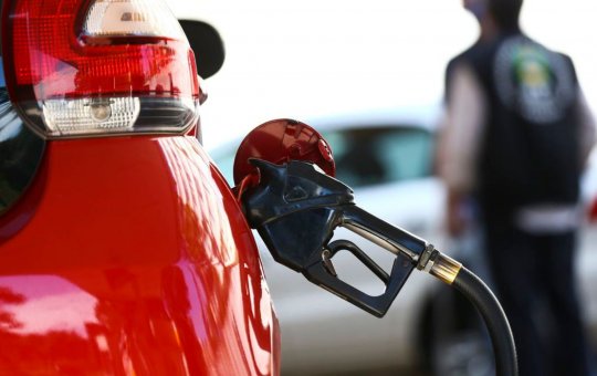 Ministério da Justiça pede explicações sobre aumento de preços da gasolina