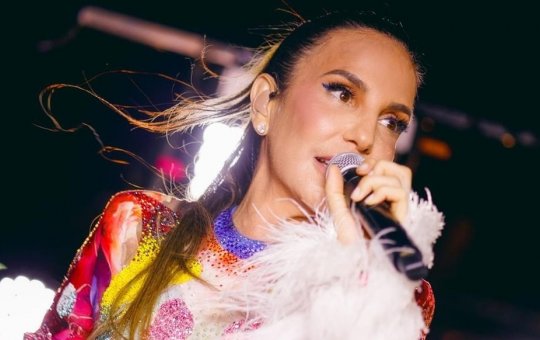 Ivete exalta Margareth Menezes no Ministério da Cultura: "Vencemos"
