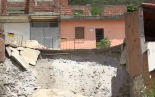 Jacobina: mais duas casas são interditadas pela Defesa Civil após fortes chuvas