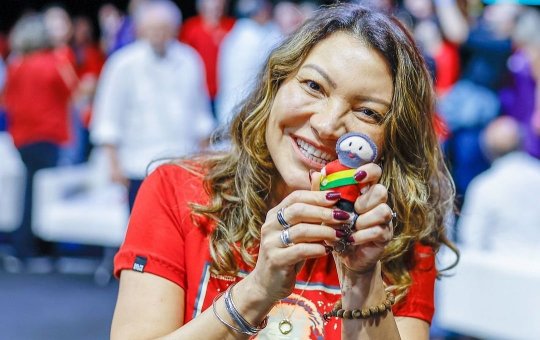 Primeira-dama participa de homenagem a Milton Nascimento no ‘Altas Horas’