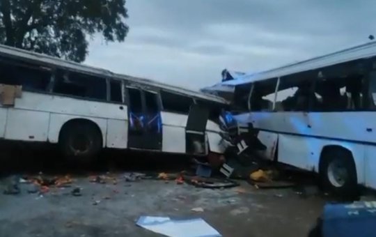 Tragédia: colisão entre dois ônibus deixa pelo menos 38 mortos em Senegal