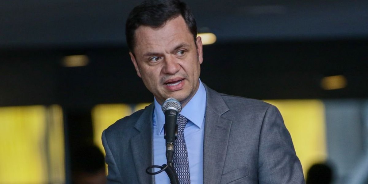 Governador do DF exonera secretário de Justiça após levante golpista em Brasília