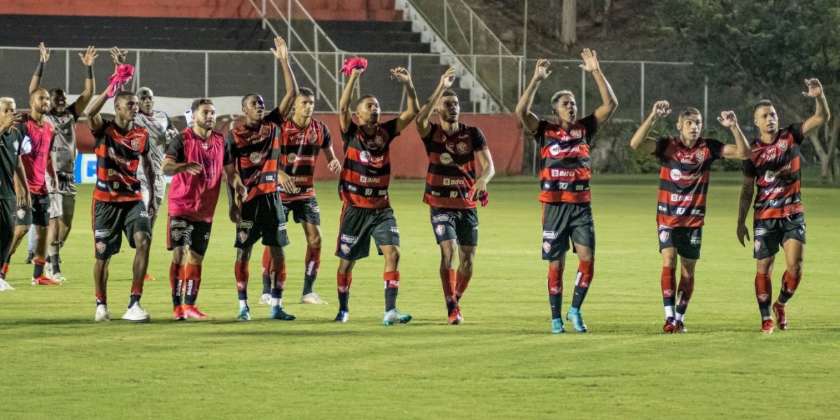Vitória vence Jacuipense e garante vaga na Copa do Nordeste