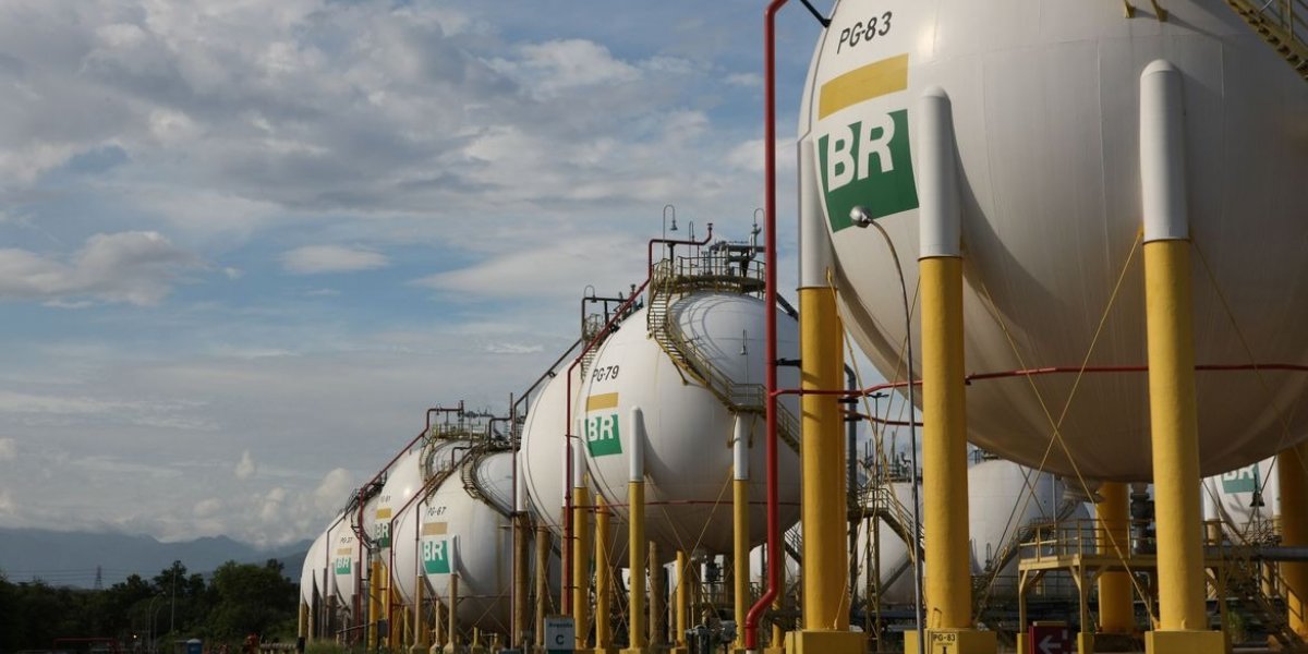 Petrobras reduzirá preço do gás natural em 11,1% a partir de fevereiro
