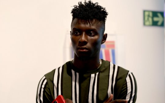 Apresentado pelo Bahia, Chávez fala sobre adaptação e explica seu estilo de jogo