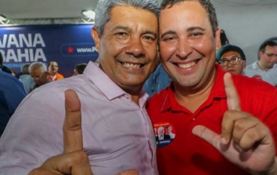 "Lavagem é momento para renovar a fé e a democracia", diz presidente do PT