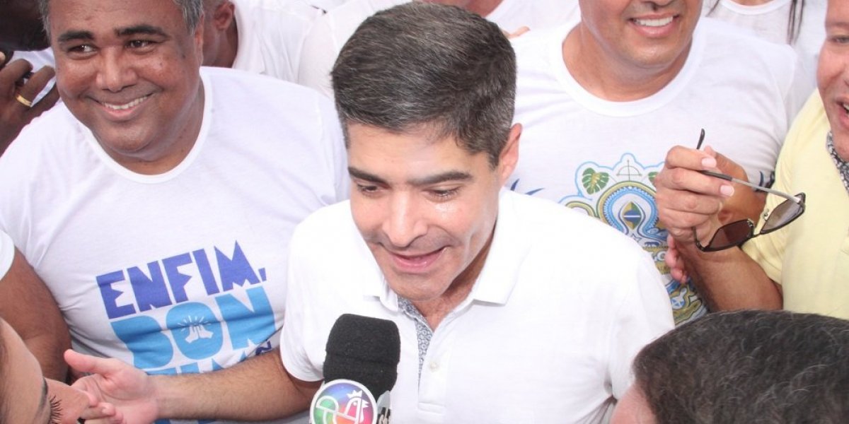 ACM Neto vai à festa do Bonfim e defende "união" ao citar atos golpistas no DF