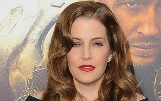 Morre Lisa Marie Presley, única filha de Elvis Presley, aos 54 anos