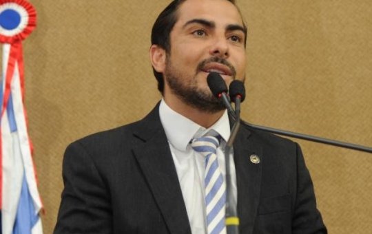 Marcell Moraes é exonerado da prefeitura após divergências com a irmã