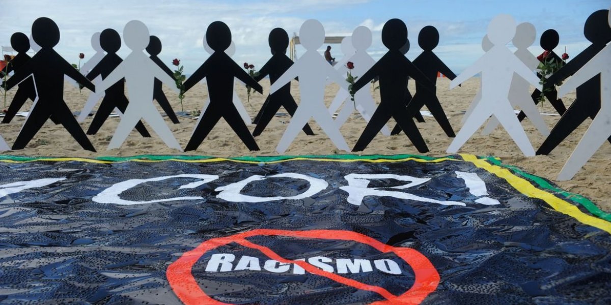 Entenda a nova lei que equipara a injúria racial ao racismo