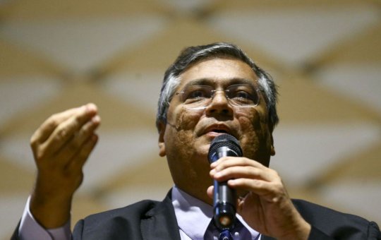 Dino explica o papel do Ministério da Justiça antes de atos terroristas