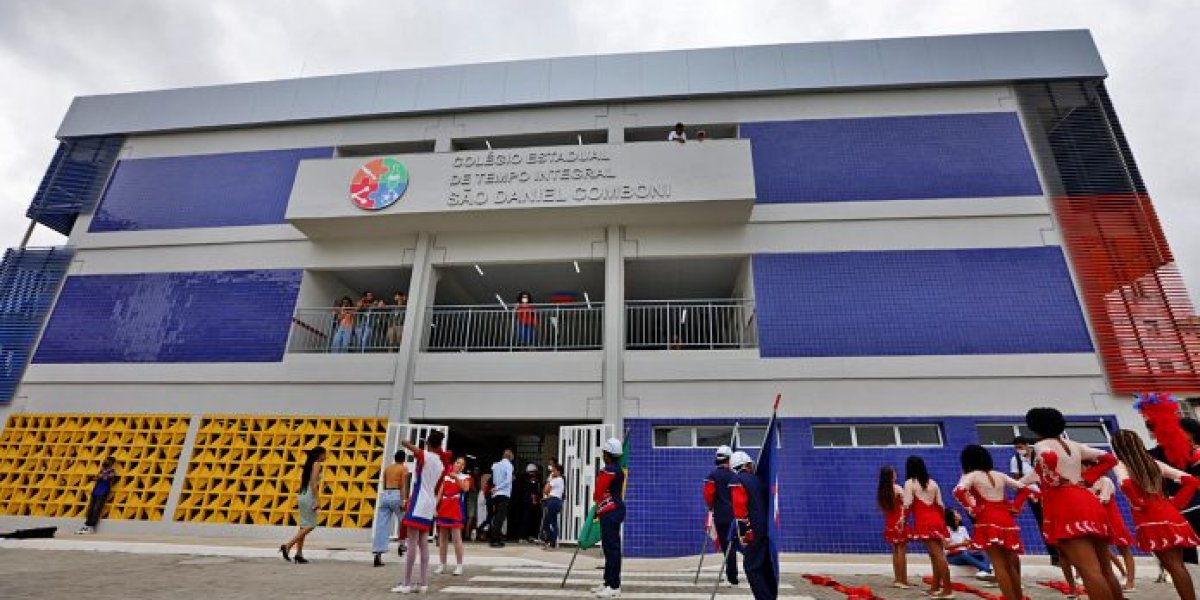 Matrícula da rede estadual de ensino da BA começa nesta segunda; veja como fazer