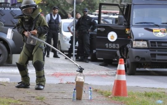 Três pessoas se tornam rés por montar bomba perto do Aeroporto de Brasília