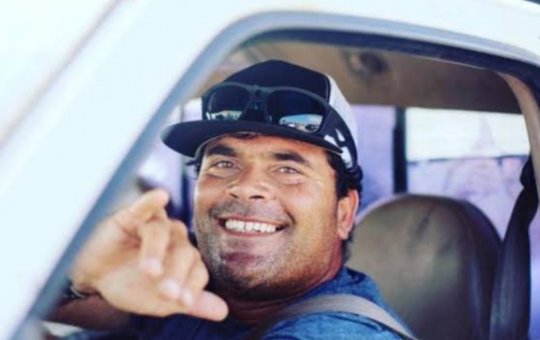 Em homenagem, cinzas do surfista Márcio Freire são jogadas na praia da Barra