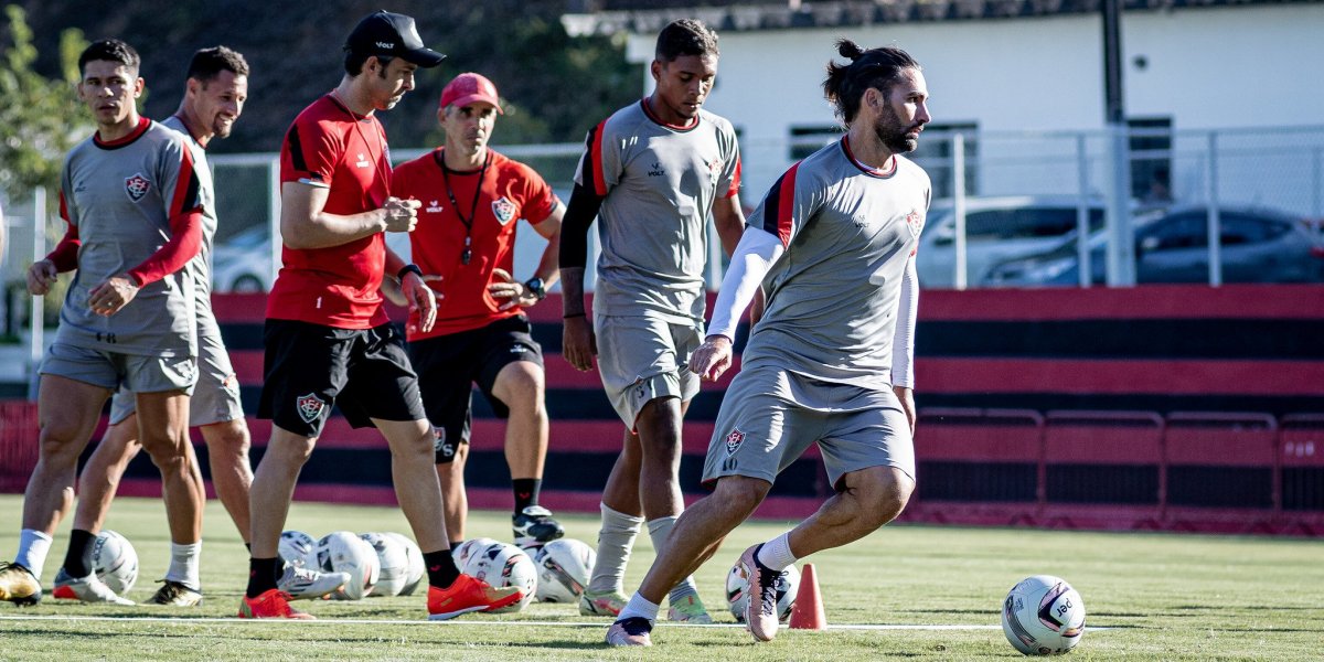 Com reforços, Vitória busca primeiros três pontos no Baiano contra a Juazeirense