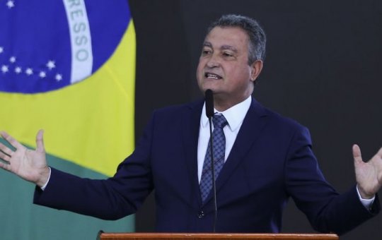 "Queremos mostrar que Estado tem papel relevante", diz Rui Costa