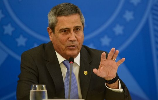 CNN: vice na chapa de Bolsonaro, Braga Netto estudou alternativas de golpe