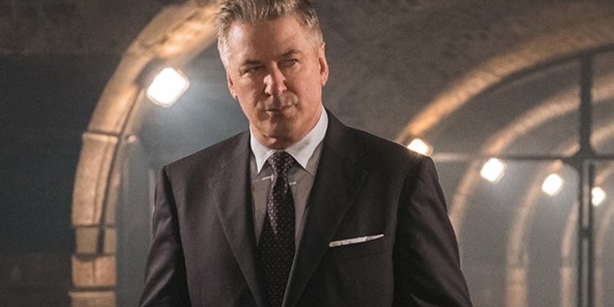 Baldwin e outros são indiciados por tiro no set de filmagem de Rust
