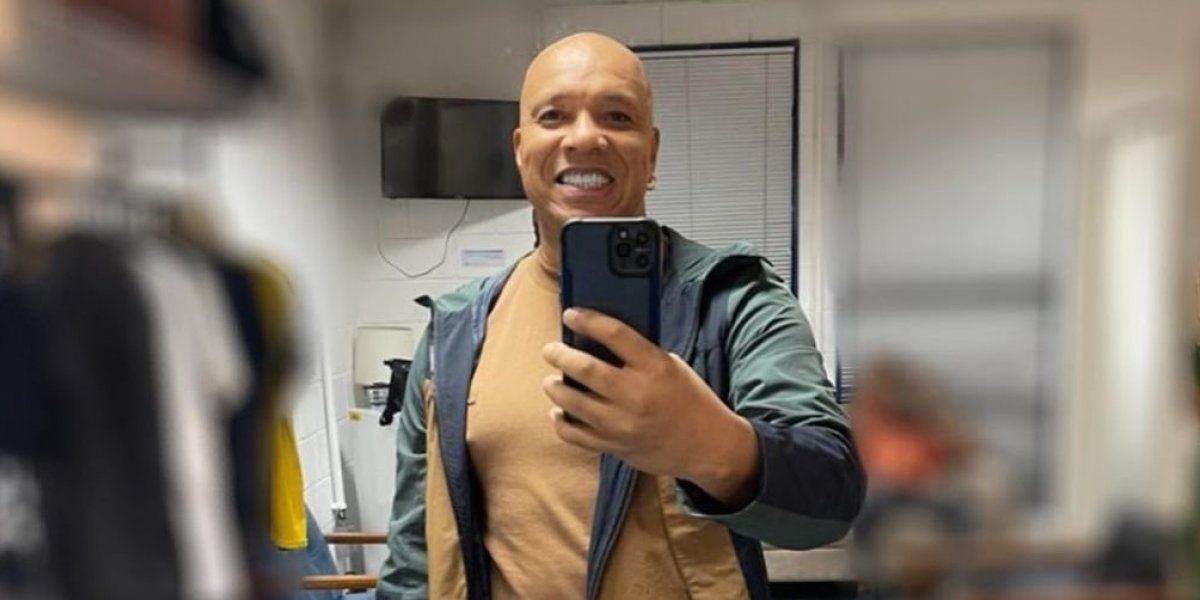 Anderson Leonardo, do grupo Molejo, anuncia cura do câncer