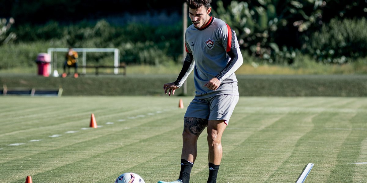 Vitória relaciona Zeca para estreia na Copa do Nordeste